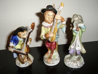 Antique CONTINENTAL FACTORY MEISSEN STYLE MONKEY BAND MUSICIANS PLAYING WITH CONDUCTOR