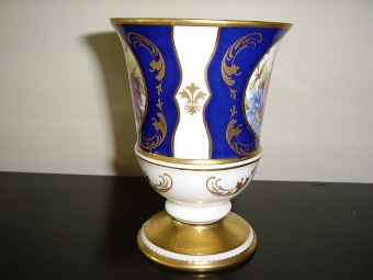 Antique FINE BONE CHINA FLORREL VASE BY SUTHERLAND DECORATED WITH FLOWERS & HAND FINISHED IN GOLD  