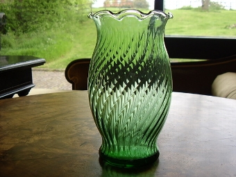 Antique GREEN GLASS VASE WITH FINE RIBBING & ESCALOPED FLUTING TO RIM