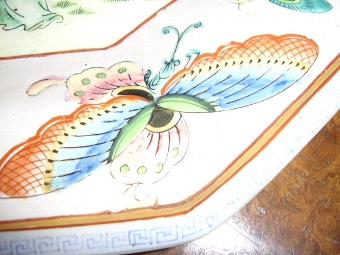 Antique ORIENTAL JAPANESE HEAVILY ENAMELLED TABLE PLATE WITH BUTTERFLY DECORATION. 