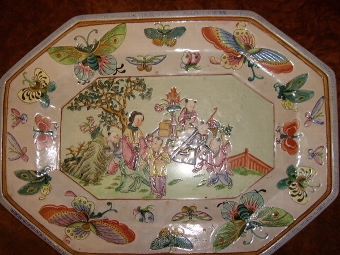 Antique ORIENTAL JAPANESE HEAVILY ENAMELLED TABLE PLATE WITH BUTTERFLY DECORATION. 
