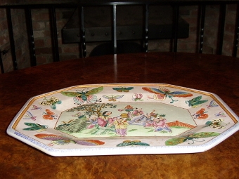 Antique ORIENTAL JAPANESE HEAVILY ENAMELLED TABLE PLATE WITH BUTTERFLY DECORATION. 