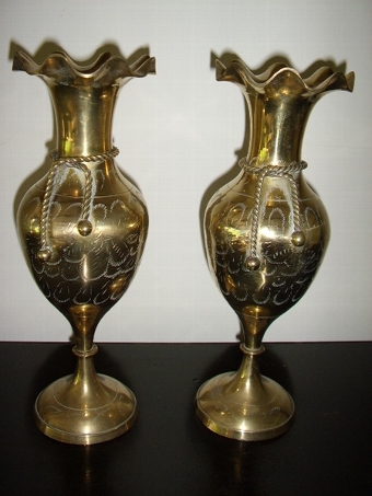 Antique PAIR OF POLISHED BRASS TURNED VASES WITH FLUTED NECKS & ROPE TIES 
