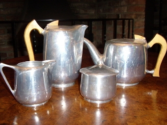 Antique PICQUOT WARE HAND CRAFTED ALUMINIUM TEA & COFFEE POT SET WITH MILK & SUGAR 