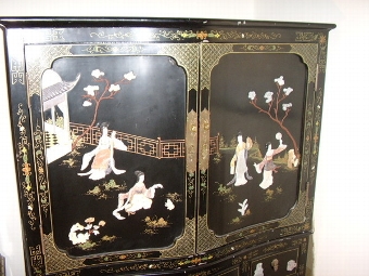 Antique ORIENTAL PAINTED CABINET WITH CARVED SOAPSTONE DECORATION. 