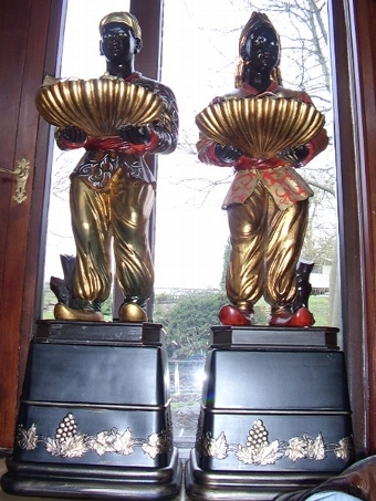 Antique PAIR ART DECO VENETIAN BLACKAMOORS IN CARVED GILT WOOD HOLDING CARVED SHELLS.  