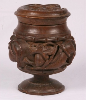Early 20th century Chinese carved tobacco jar