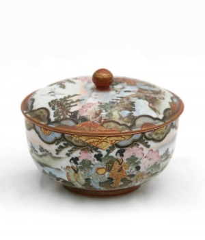 19th Century Japanese Kutani Lidded Bowl