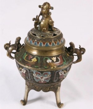 Antique Chinese bronze Koro