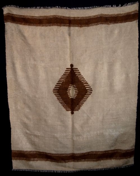 ANTIQUE TURKISH SIIRT BLANKET, RARE WHITE GROUND, CIRCA 1920