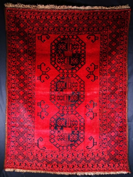 OLD RED AFGHAN VILLAGE RUG, CLASSIC DESIGN, CIRCA 1930 