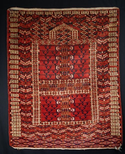 ANTIQUE TEKKE TURKMEN ENSI, FULL PILE, CIRCA 1900.