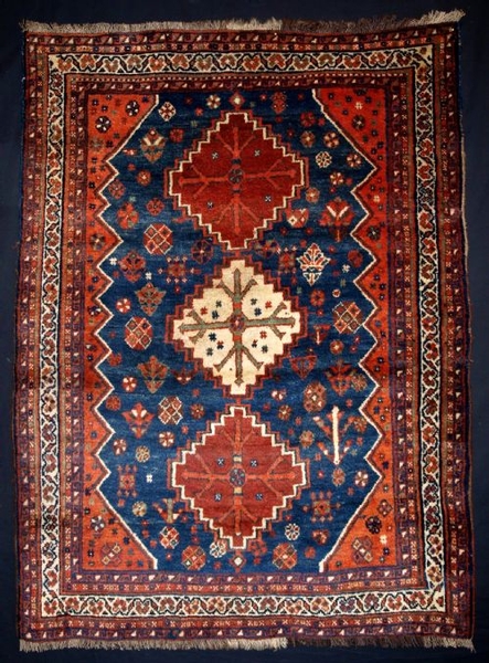 SOUTH WEST PERSIAN SHIRAZ TRIBAL RUG, FULL PILE C1920.