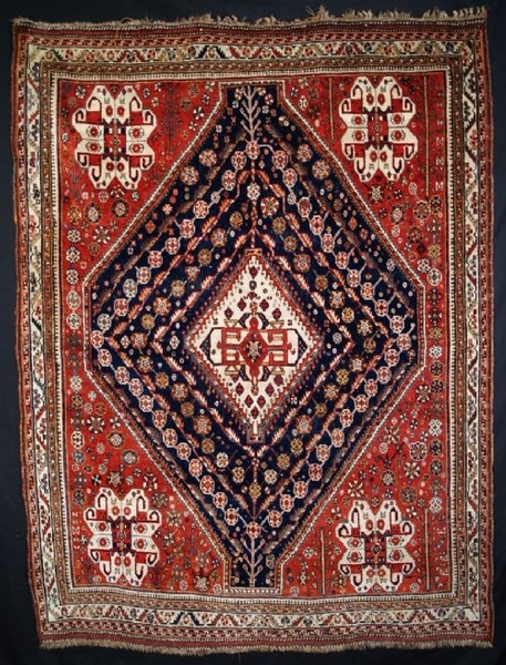 ANTIQUE QASHQAI TRIBAL RUG, 4TH QUARTER 19TH CENTURY.