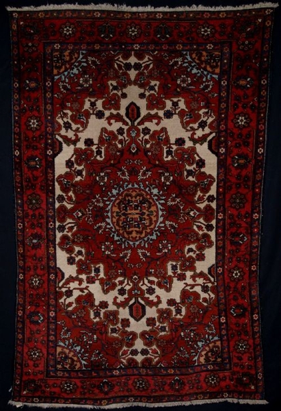 OLD NORTH WEST PERSIAN TAFRISH VILLAGE RUG HAMADAN REGION 1920