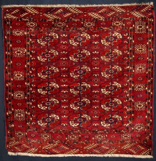 ANTIQUE TEKKE TURKMEN RUG OF SMALL SQUARE SIZE, LATE 19TH CENTURY