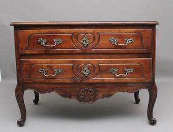 Early 19th Century French walnut commode