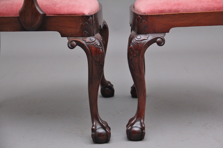 Antique Set of eight 19th Century mahogany dining chairs