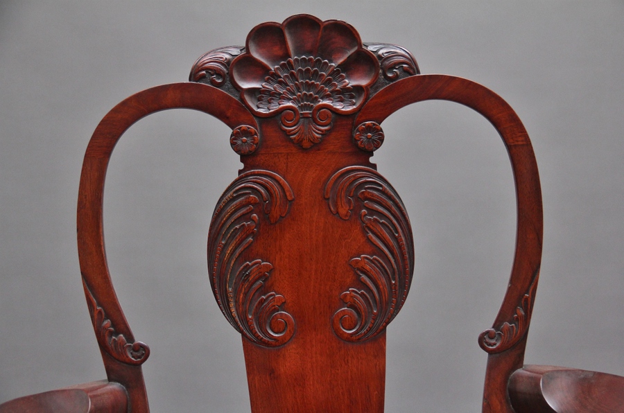 Antique Set of eight 19th Century mahogany dining chairs