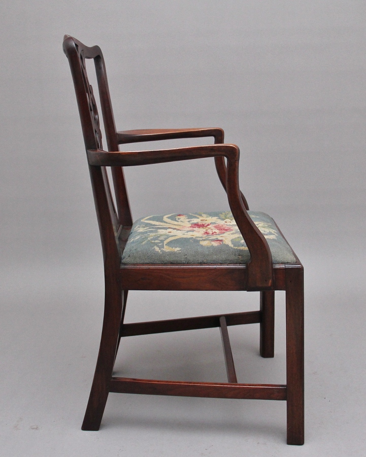Antique 19th Century mahogany armchair in the Chippendale style