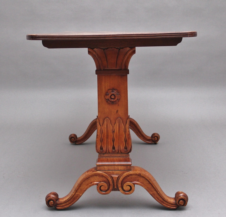 Antique Early 19th Century satinwood sofa table