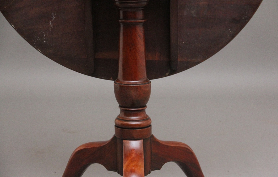 Antique 18th Century antique mahogany tripod table