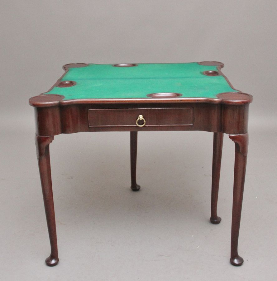 Antique A lovely quality mid 18th Century mahogany card table