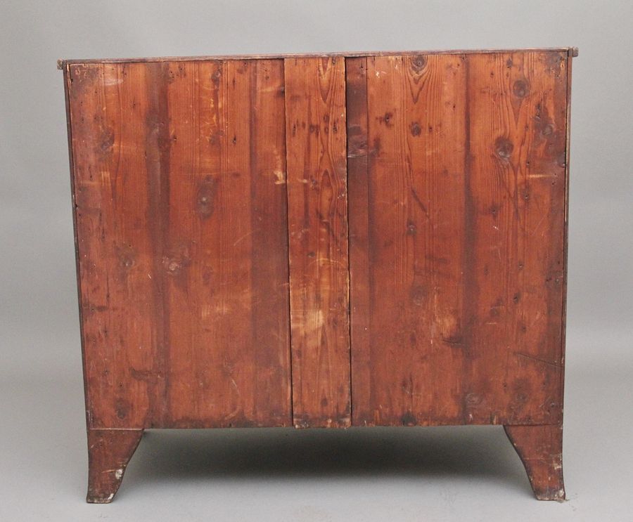 Antique Decorative 18th Century mahogany bowfront chest of drawers