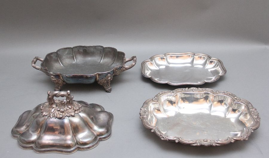 Antique A set of three early 19th Century silver plated Old Sheffield tureens