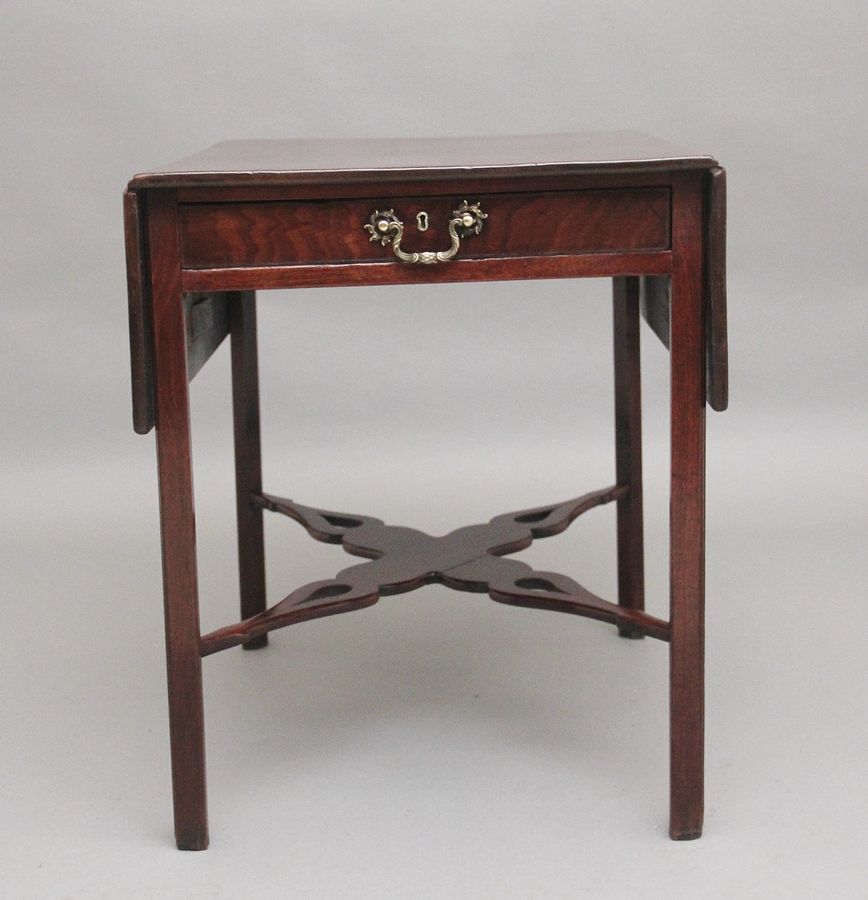 Antique 18th Century mahogany Pembroke table