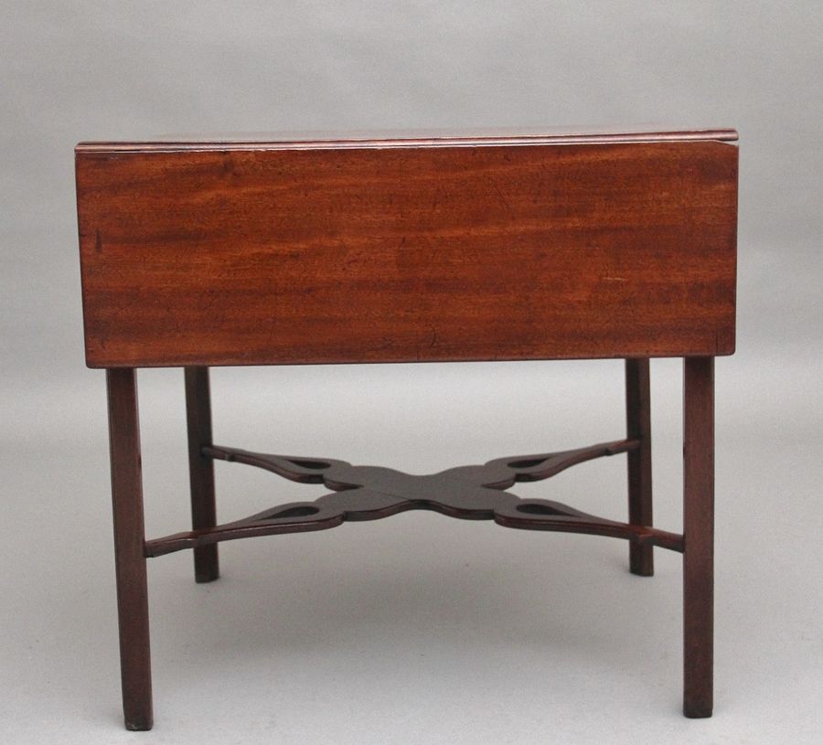Antique 18th Century mahogany Pembroke table