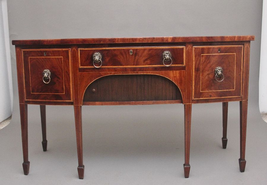 Early 19th Century mahogany bowfront sideboard