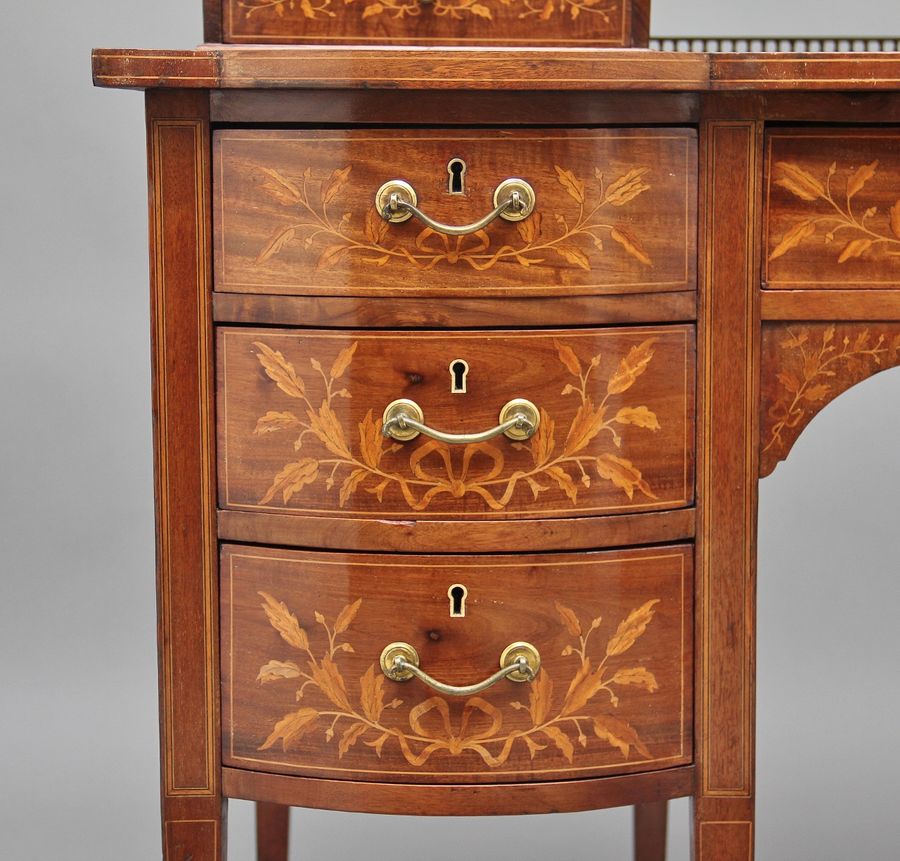 Antique 19th Century inlaid mahogany desk