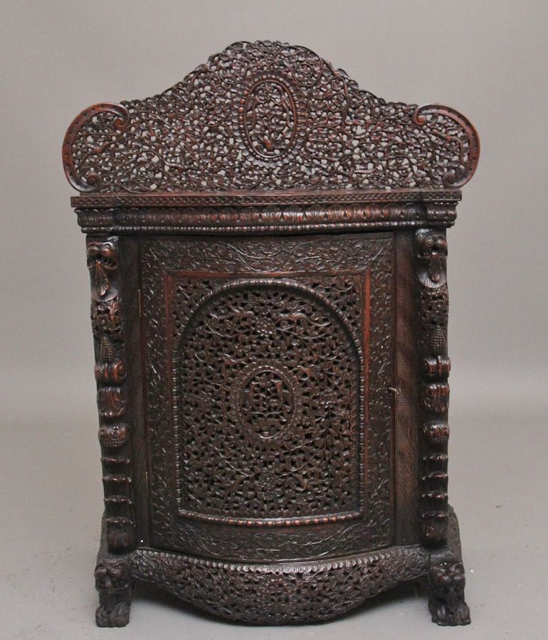 A superb quality 19th Century Anglo-Indian cabinet