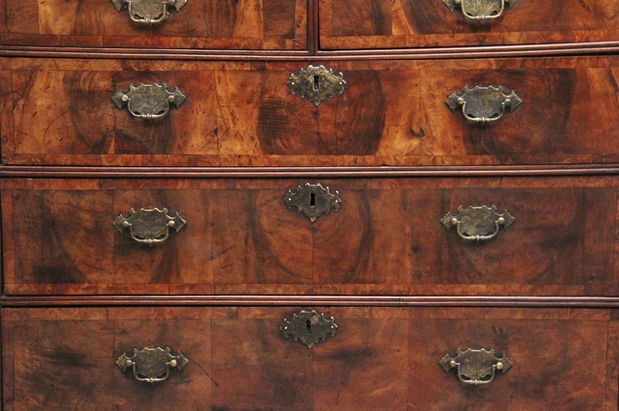 Antique 18th Century walnut chest of drawers