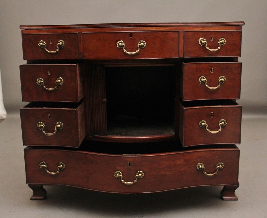 Antique Early 19th Century mahogany chest of drawers