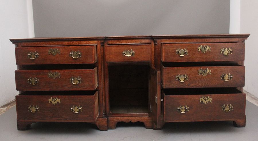 Antique Large early 19th Century oak dresser