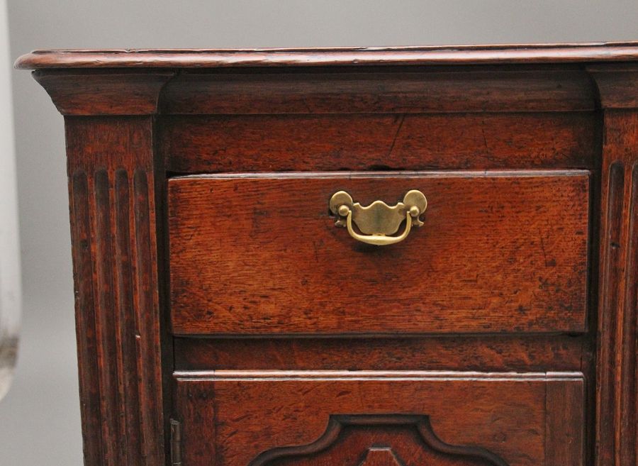 Antique A good Georgian 18th Century oak dresser