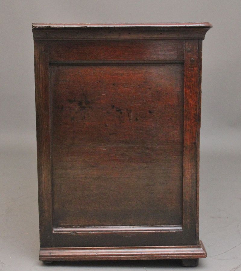 Antique A good Georgian 18th Century oak dresser