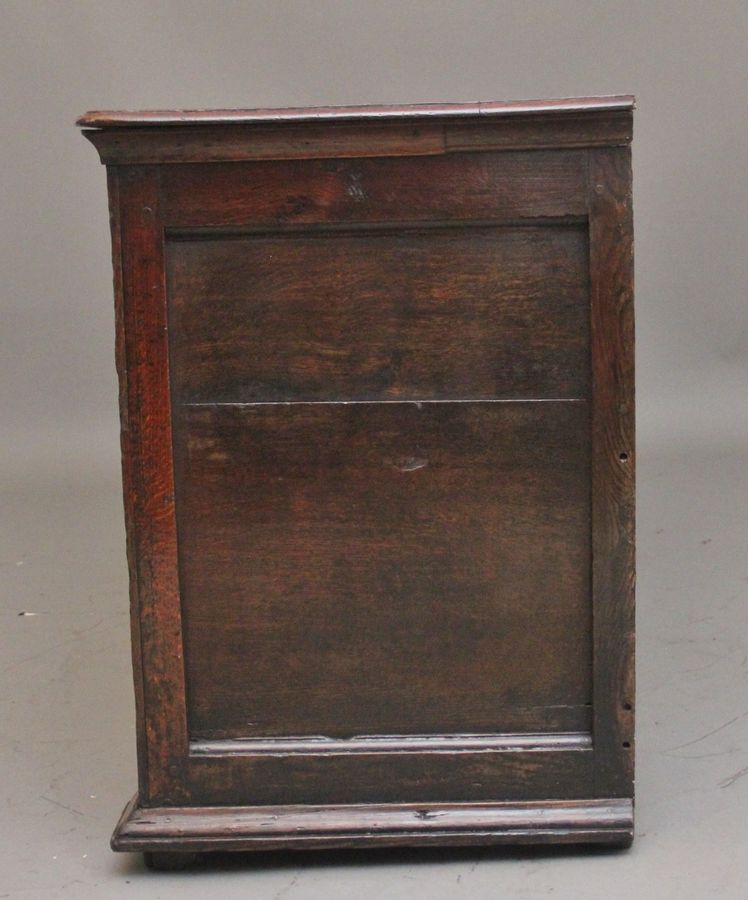 Antique A good Georgian 18th Century oak dresser