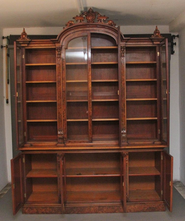 Antique Fabulous quality 19th Century burr walnut bookcase