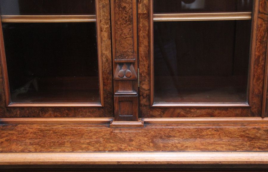 Antique Fabulous quality 19th Century burr walnut bookcase