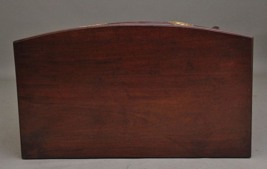 Antique Early 19th Century Georgian mahogany bowfront chest