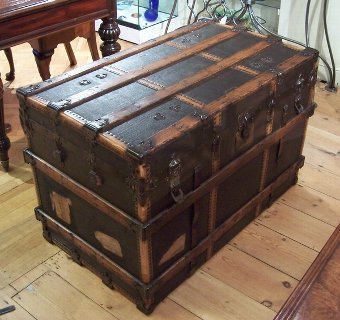 American Travelling Trunk by Drucker