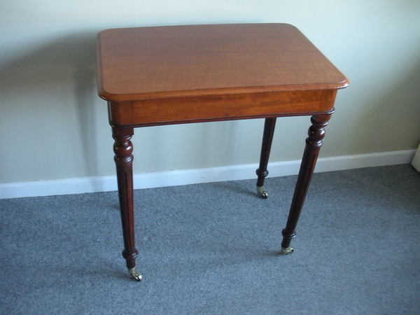 Antique Victorian Faded Mahogany Lamp Table