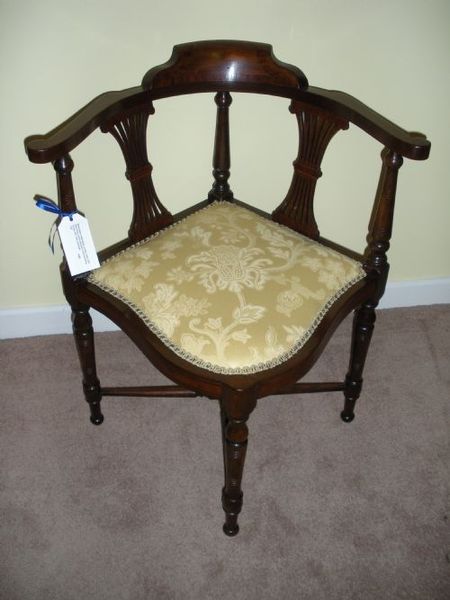Edwardian Corner Chair 