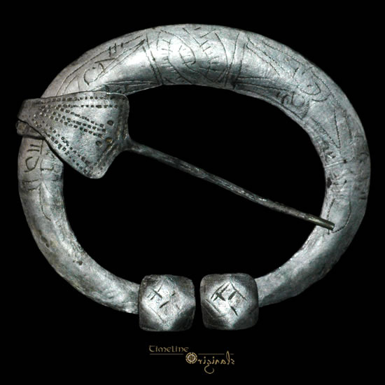 EXTREMELY RARE VIKING SILVER PENANNULAR BROOCH 012765