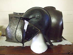 17TH C GENUINE ENGLISH CIVIL WAR HELMET & ARMOUR