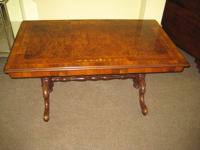 Fine Victorian Cabriole Inlaid Burr Walnut Coffee Table