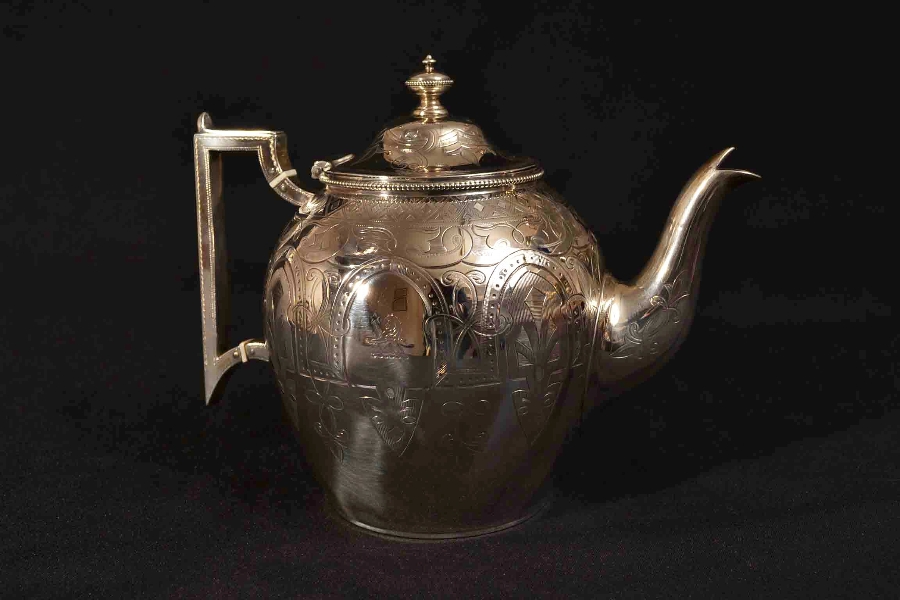 Antique English Victorian Silver Teapot Shefield 1866